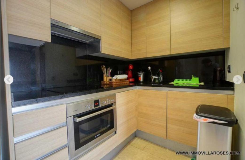 Appart Residence De Standing Calme Avec Piscine Roses Zewnętrze zdjęcie